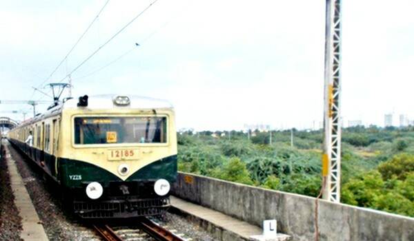 Velachery Train